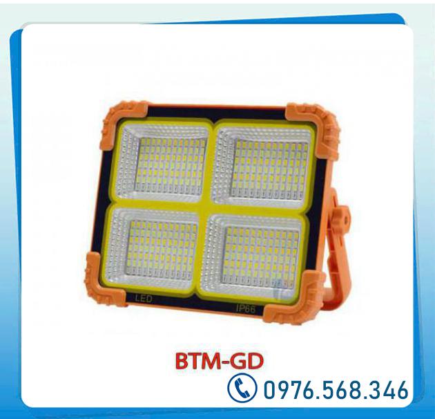  Bán Đèn Pha Năng Lượng Mặt Trời Xách Tay 2 Trong 1 Tiện Lợi BTM-GD  nhập khẩu 
