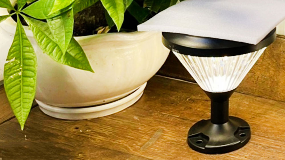 Cung cấp Đèn sân vườn, cổng rào năng lượng mặt trời cao cấp SV-001G có tốt không? Cung cấp Đèn sân vườn, cổng rào năng lượng mặt trời cao cấp SV-001G có tốt không?