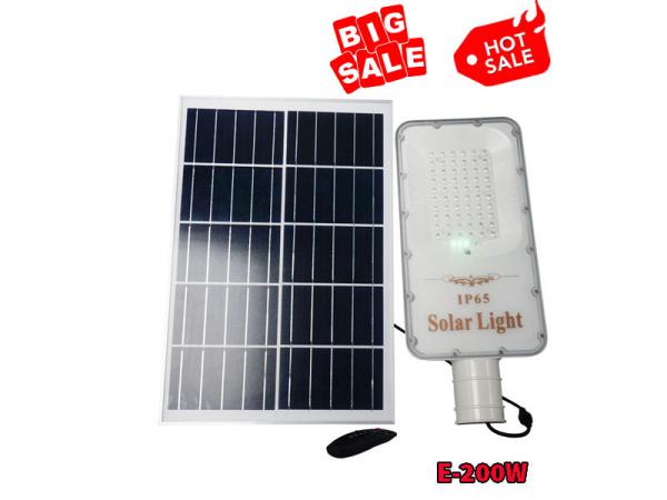Đèn Đường Năng Lượng Mặt Trời 200w Roiled E-200 Giá Rẻ