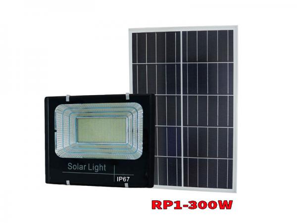 Đèn Pha Năng Lượng Mặt Trời Giá Rẻ Roiled RP1-300W Sáng Trên 12 Tiếng