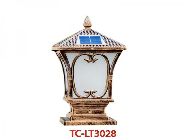 Đèn cổng năng lượng mặt trời LT3028 mạ đồng cao cấp