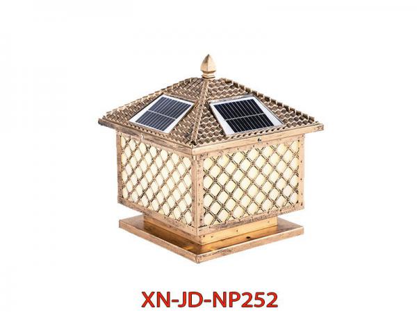 Đèn Trụ Cổng Năng Lượng Mặt Trời XN-JDNP252 Mẫu Mới Giá Rẻ