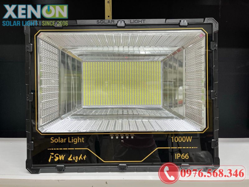 Đèn Pha Năng Lượng Mặt Trời FSW 1000W – Siêu Sáng, Chiếu Sáng Công Trình