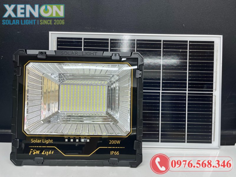 Đèn Pha Năng Lượng Mặt Trời FSW 200W – Siêu Sáng, Chống Nước IP66