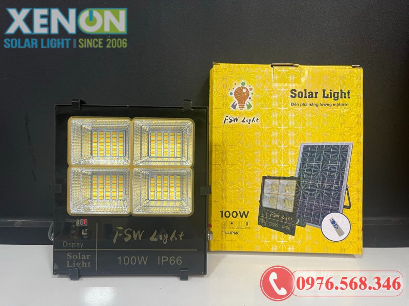 Đèn Pha Năng Lượng Mặt Trời FSW 100W 4 Ô – 3 Chế Độ Ánh Sáng, Chống Nước IP66
