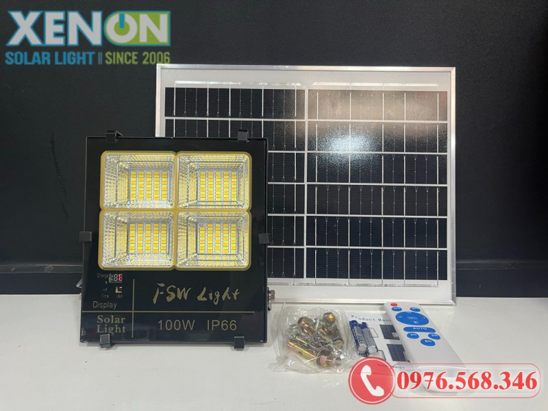 Đèn Pha Năng Lượng Mặt Trời FSW 100W 4 Ô – 3 Chế Độ Ánh Sáng, Chống Nước IP66