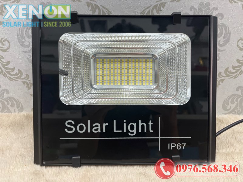 Đèn Pha Năng Lượng Mặt Trời TC-100 100W – Pin Mono, Chống Nước IP67
