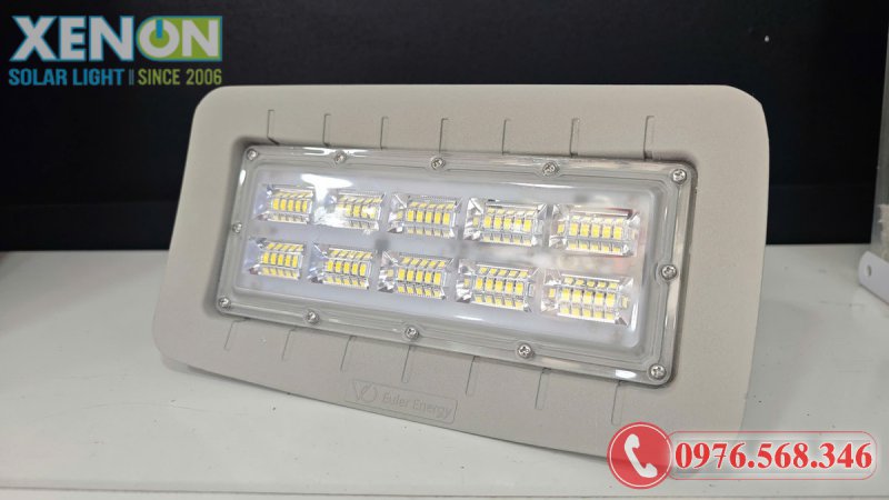 Đèn Pha Năng Lượng Mặt Trời Roiled 1.0 200W – Siêu Sáng, Chống Nước IP66