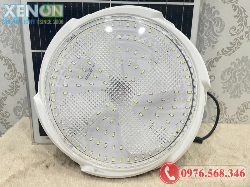 Đèn Ốp Trần Năng Lượng Mặt Trời 300W Trong Nhà Giá Tốt
