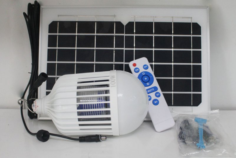 Đèn thả bóng búp bắt muỗi năng lượng mặt trời cao cấp RK 100w Đèn thả bóng búp bắt muỗi năng lượng mặt trời cao cấp RK 100w